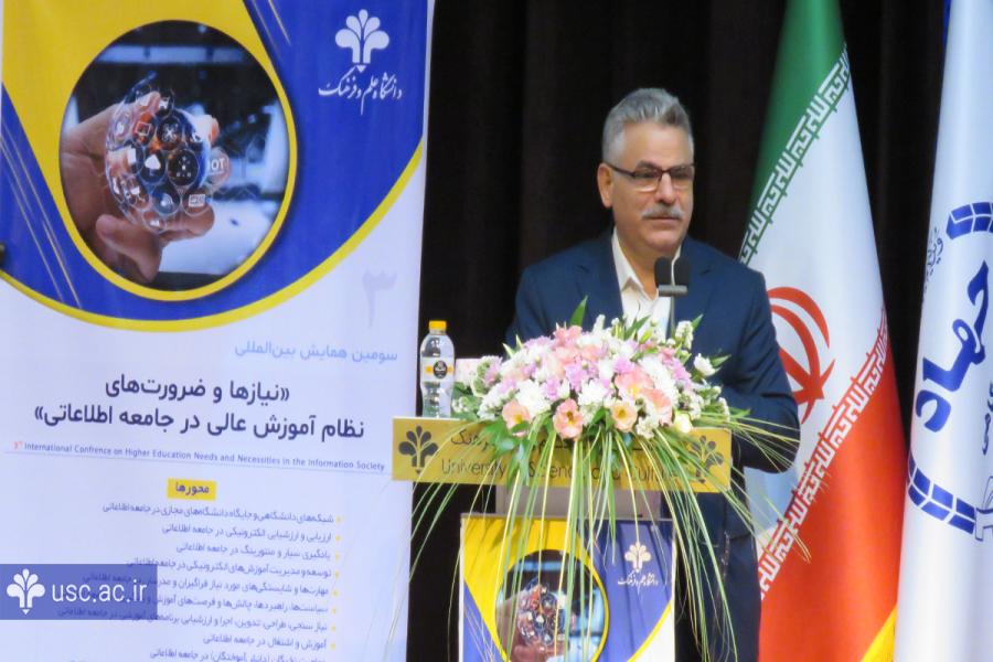 هشدار دکتر نعمت فاضلی،سخنران کلیدی همایش:تهدیدی جدی دانشگاه های عصر اطلاعات،کم توجهی به آموزش عمیق و خواندن و نوشتن دانشگاهی، کیفیت آموزش و انسانیت دانشگاهیان است.